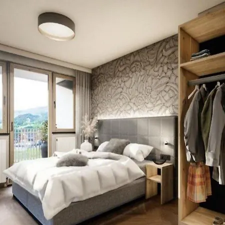 Regina Hotelsuites Apartmanhotel 4*
