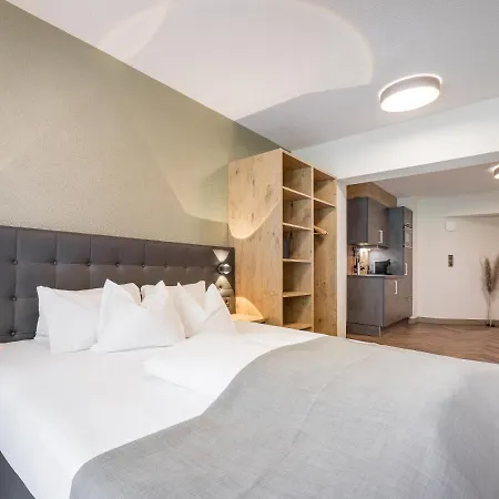Regina Hotelsuites Apartmanhotel Sölden