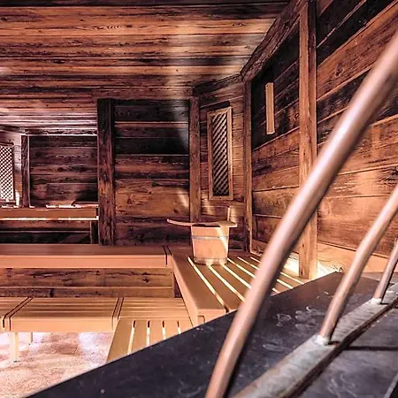 Regina Hotelsuites 4* Sölden