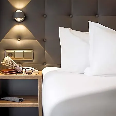 Lägenhetshotell Regina Hotelsuites 4*