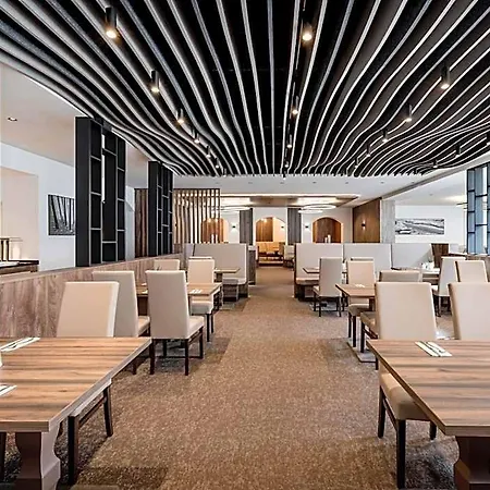 Lägenhetshotell Regina Hotelsuites 4*