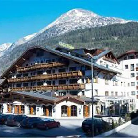 Regina Hotelsuites Apartmanhotel Sölden
