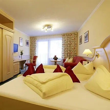 Regina Hotelsuites 4*