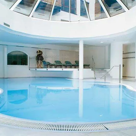 Regina Hotelsuites 4* Sölden