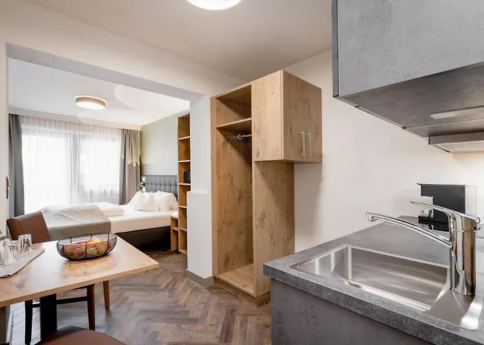 Regina Hotelsuites 4* Solden