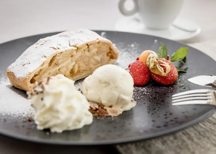 Appart hôtel Regina Hotelsuites 4*